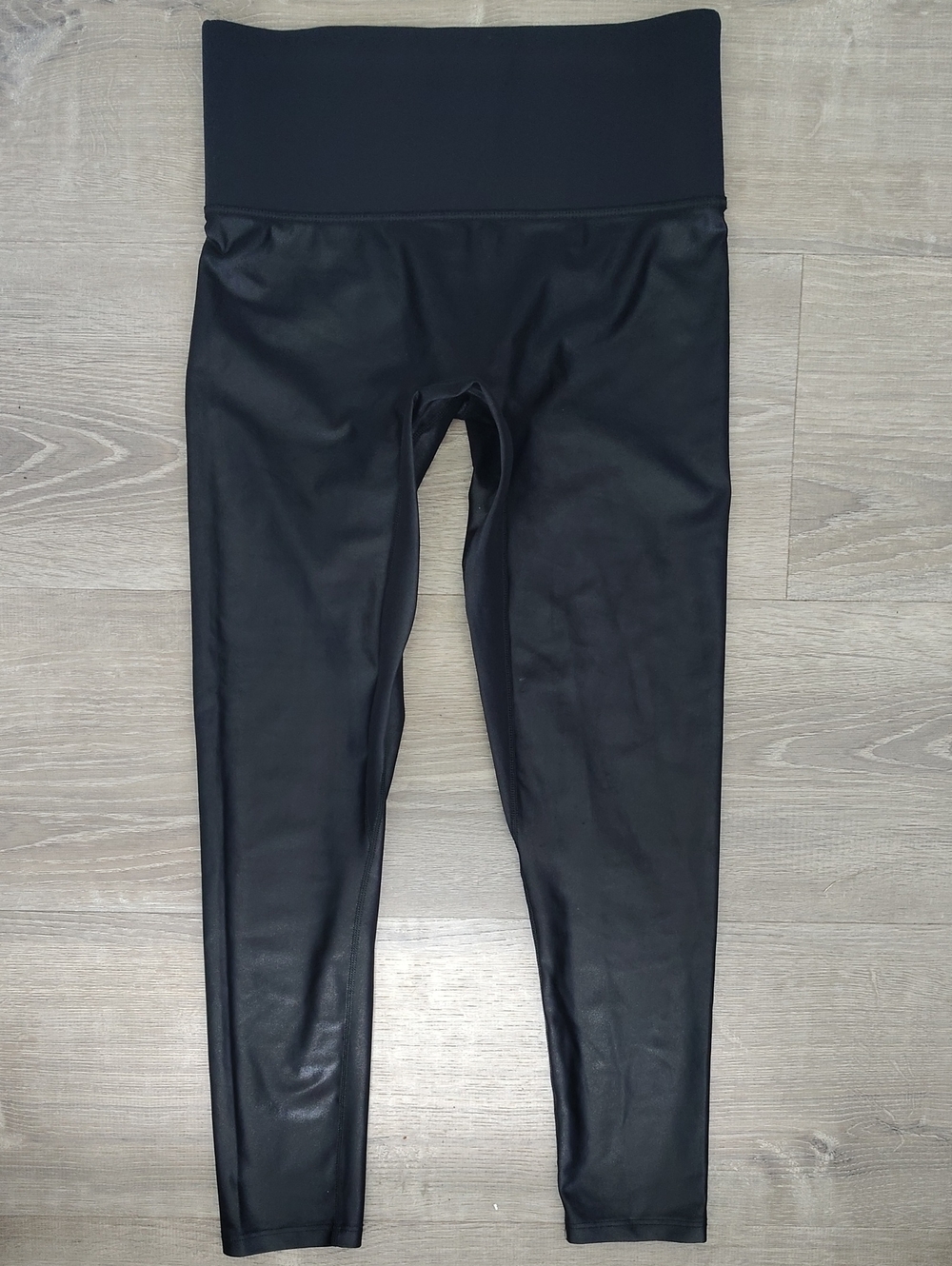 Noli Black Athletic Leggings with Logo Tag
